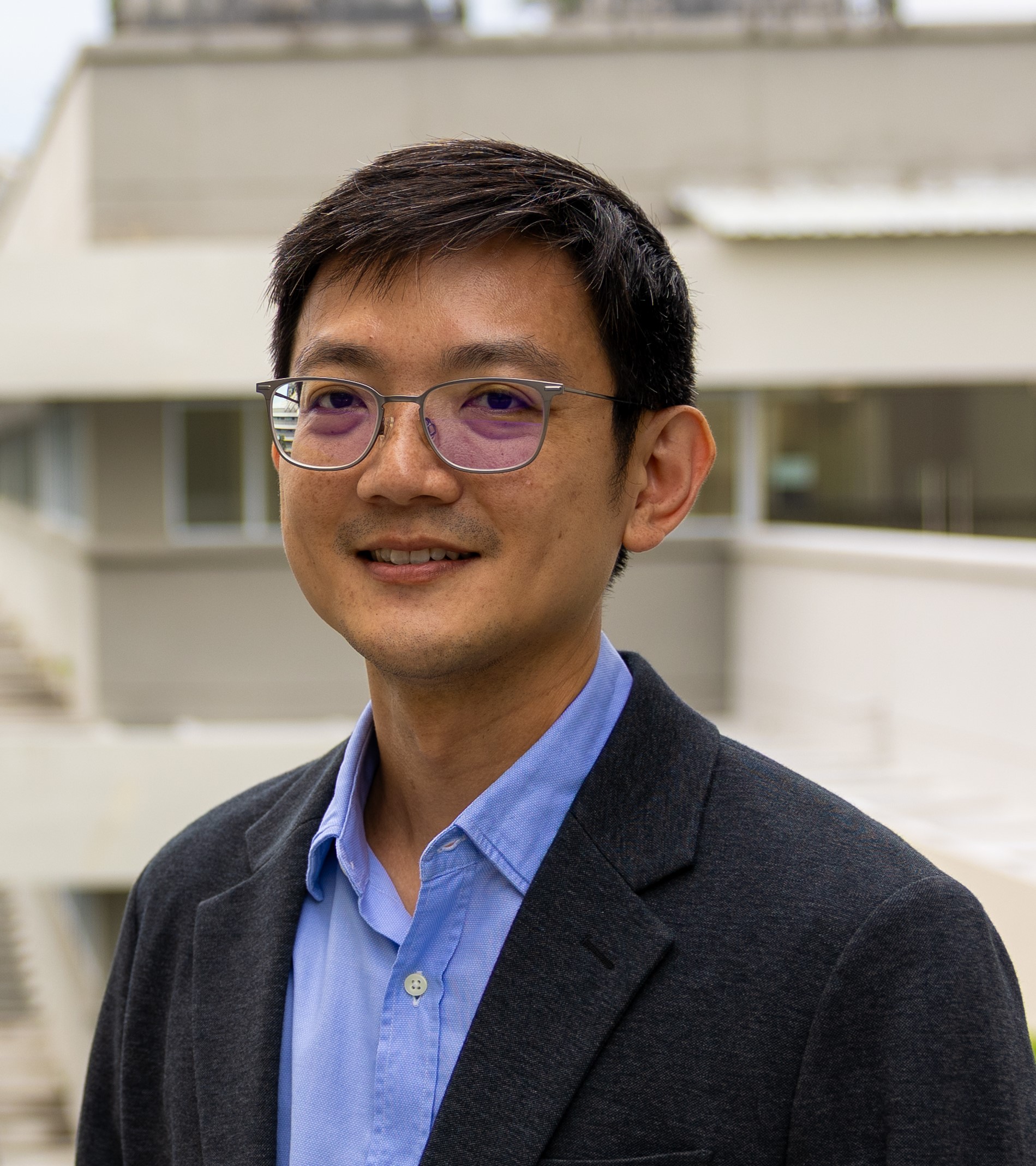 Prof. Dr. Poh Leong Hien